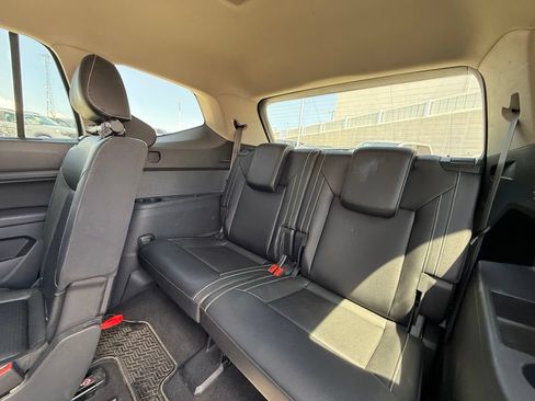 Used 2021 Volkswagen Atlas SE w/ Towing Package FWD image 20