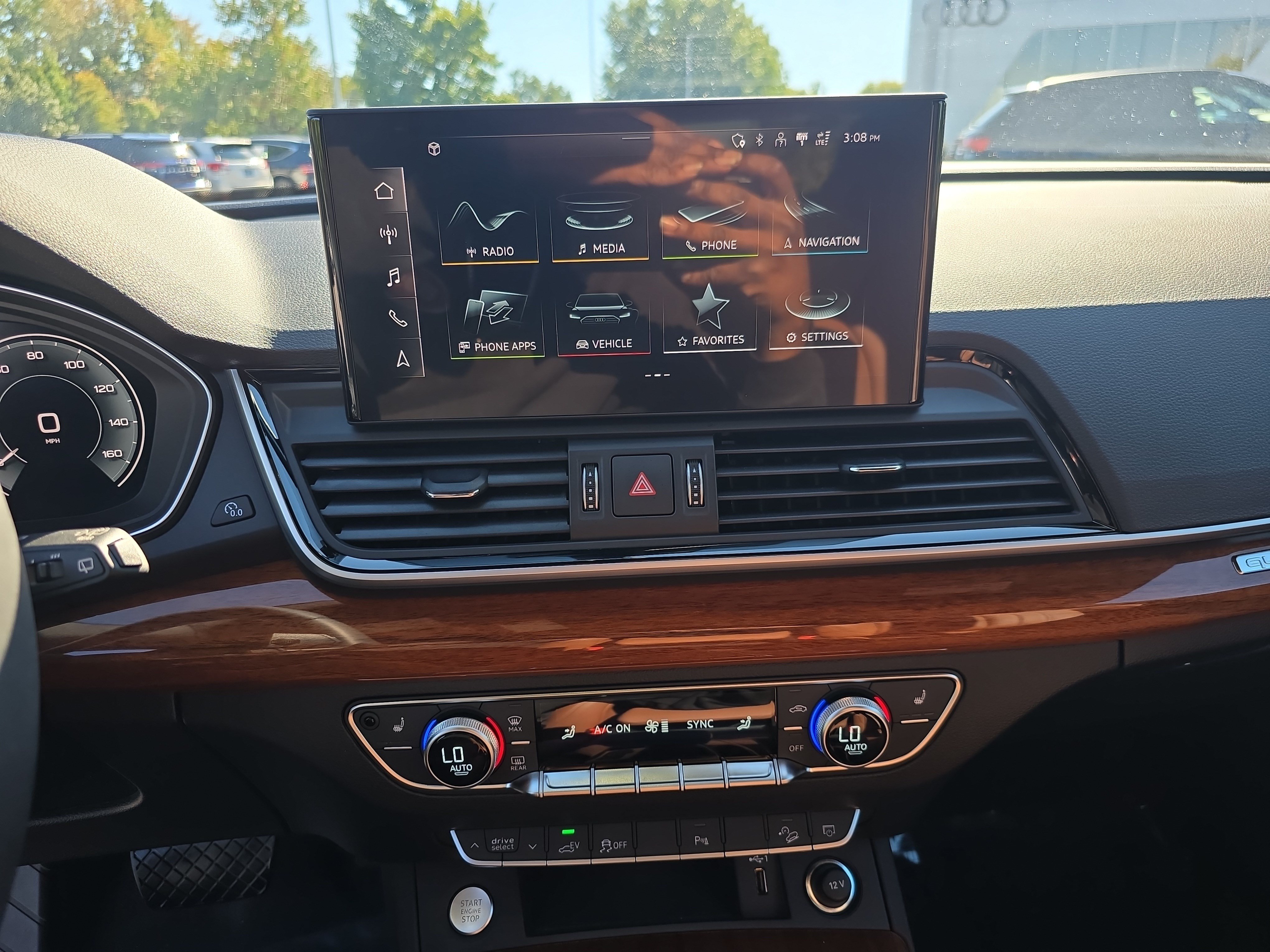 Used 2023 Audi Q5 e Premium AWD/4WD image 17