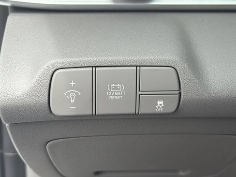 New 2026 Hyundai Elantra Hybrid FWD image 34