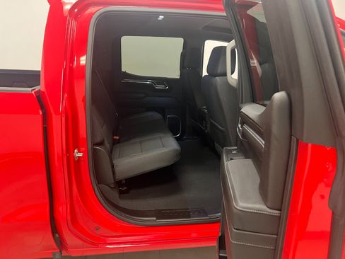 Used 2022 Chevrolet Silverado 1500 RST AWD/4WD image 24