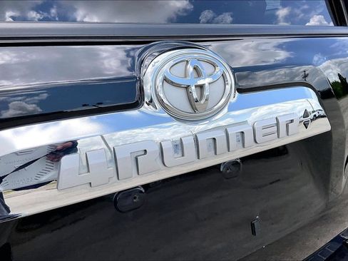 Used 2024 Toyota 4Runner Limited RWD image 27