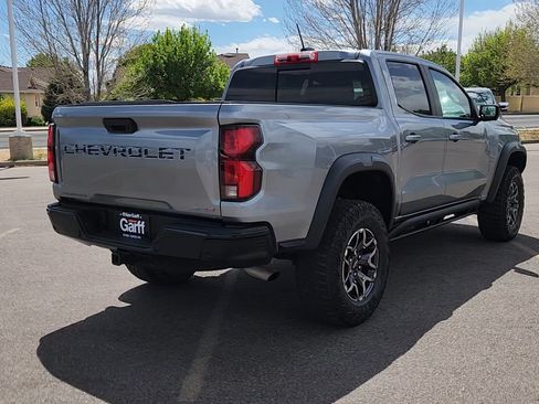 Used 2024 Chevrolet Colorado ZR2 w/ Technology Package AWD/4WD image 15