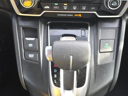 Used 2019 Honda CR-V LX image 19