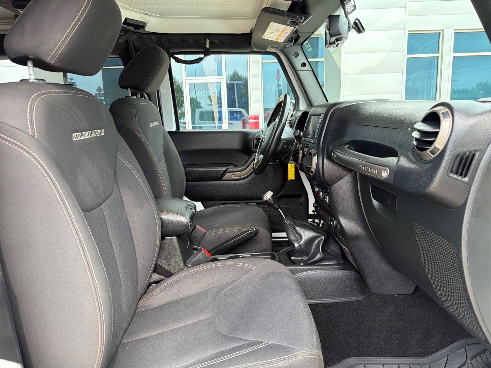 Used 2018 Jeep Wrangler Sport AWD/4WD image 23