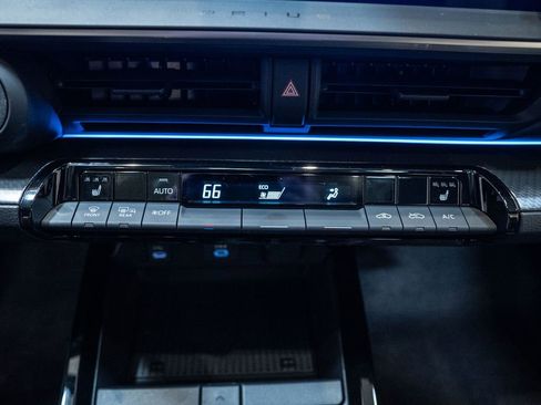 New 2026 Toyota Prius Plug-In Hybrid image 22