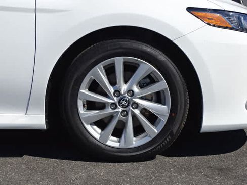 Used 2023 Toyota Camry LE w/ Convenience Package FWD image 8