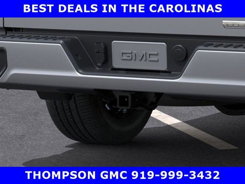 New 2026 GMC Sierra 1500 Elevation image 17