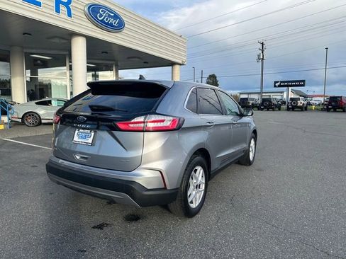 Used 2024 Ford Edge SEL image 3