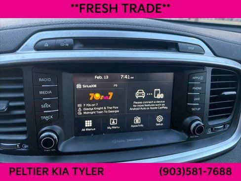 Certified 2018 Kia Sorento LX image 18