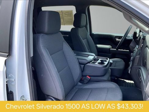 Used 2025 Chevrolet Silverado 1500 Custom Trail Boss w/ LPO, Dark Essentials Package AWD/4WD image 7