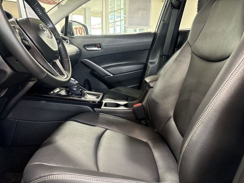 Certified 2026 Toyota Corolla Cross XLE FWD image 11