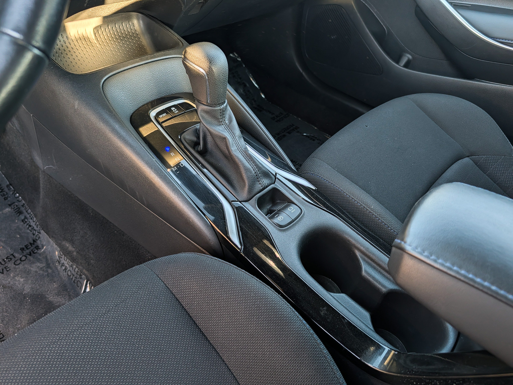 Used 2021 Toyota Corolla SE FWD image 19