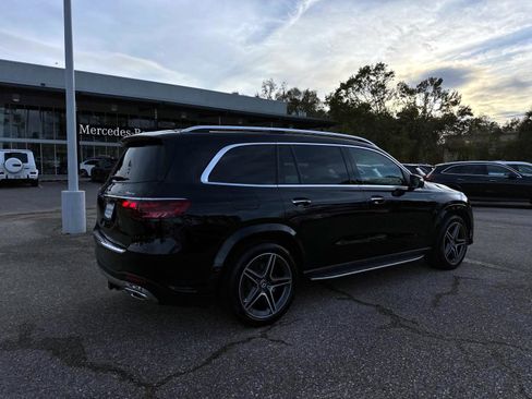 Certified 2025 Mercedes-Benz GLS 450 4MATIC image 5