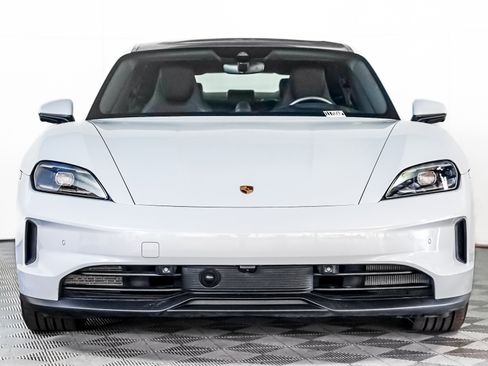 Certified 2025 Porsche Taycan image 7