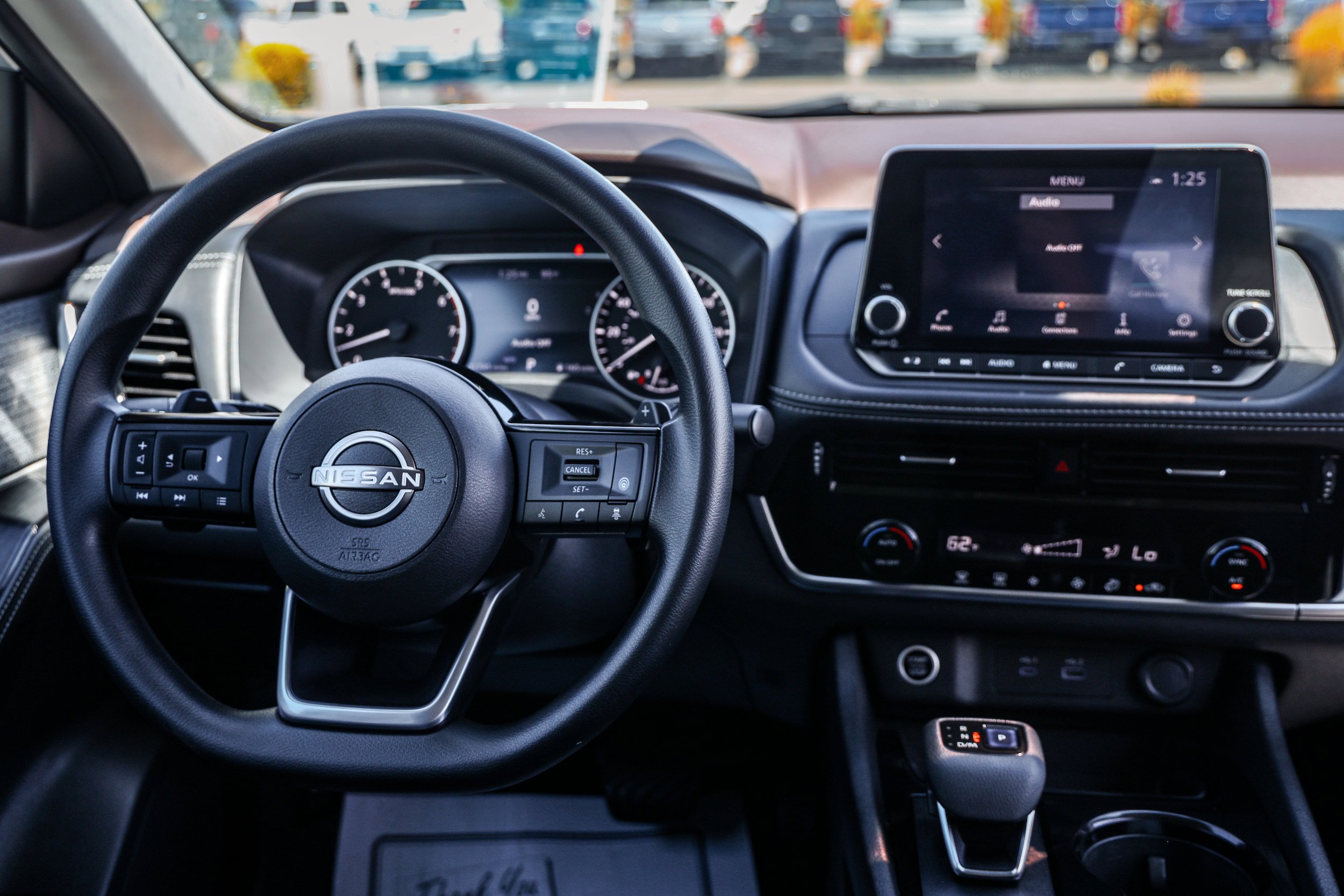 Used 2022 Nissan Rogue SV AWD/4WD image 19