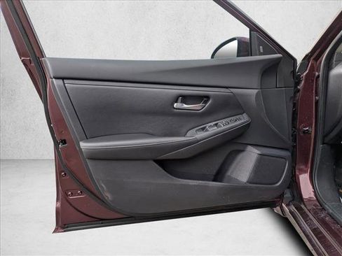 Used 2021 Nissan Sentra SV w/ Trunk Package image 12