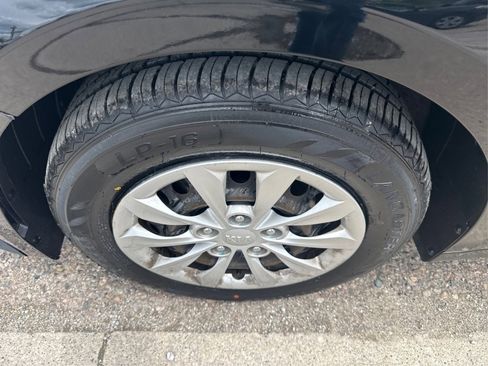 Used 2020 Kia Forte Sedan FWD image 19