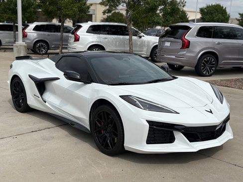 Used 2025 Chevrolet Corvette Z06 w/ Stealth Interior Trim Package image 9