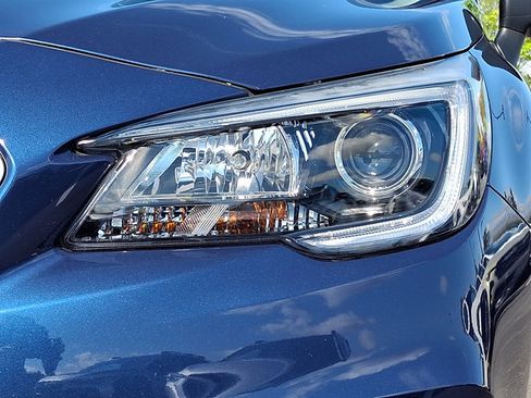 Used 2019 Subaru Legacy 2.5i AWD/4WD image 10