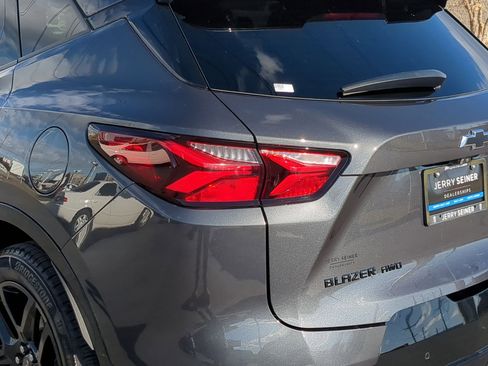 Used 2021 Chevrolet Blazer RS w/ Enhanced Convenience Package image 11