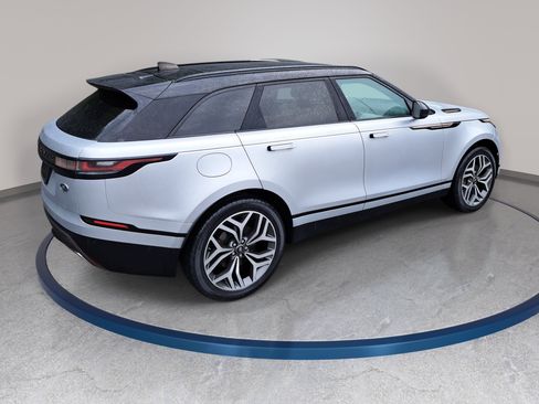 Used 2018 Land Rover Range Rover Velar R-Dynamic HSE AWD/4WD image 5