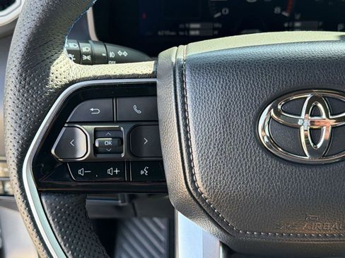 Used 2025 Toyota Tundra Platinum image 17