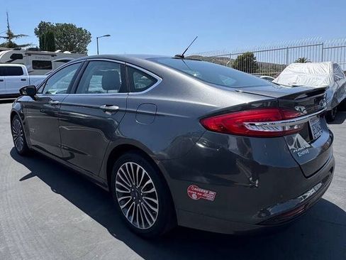 Used 2018 Ford Fusion Energi Titanium FWD image 6