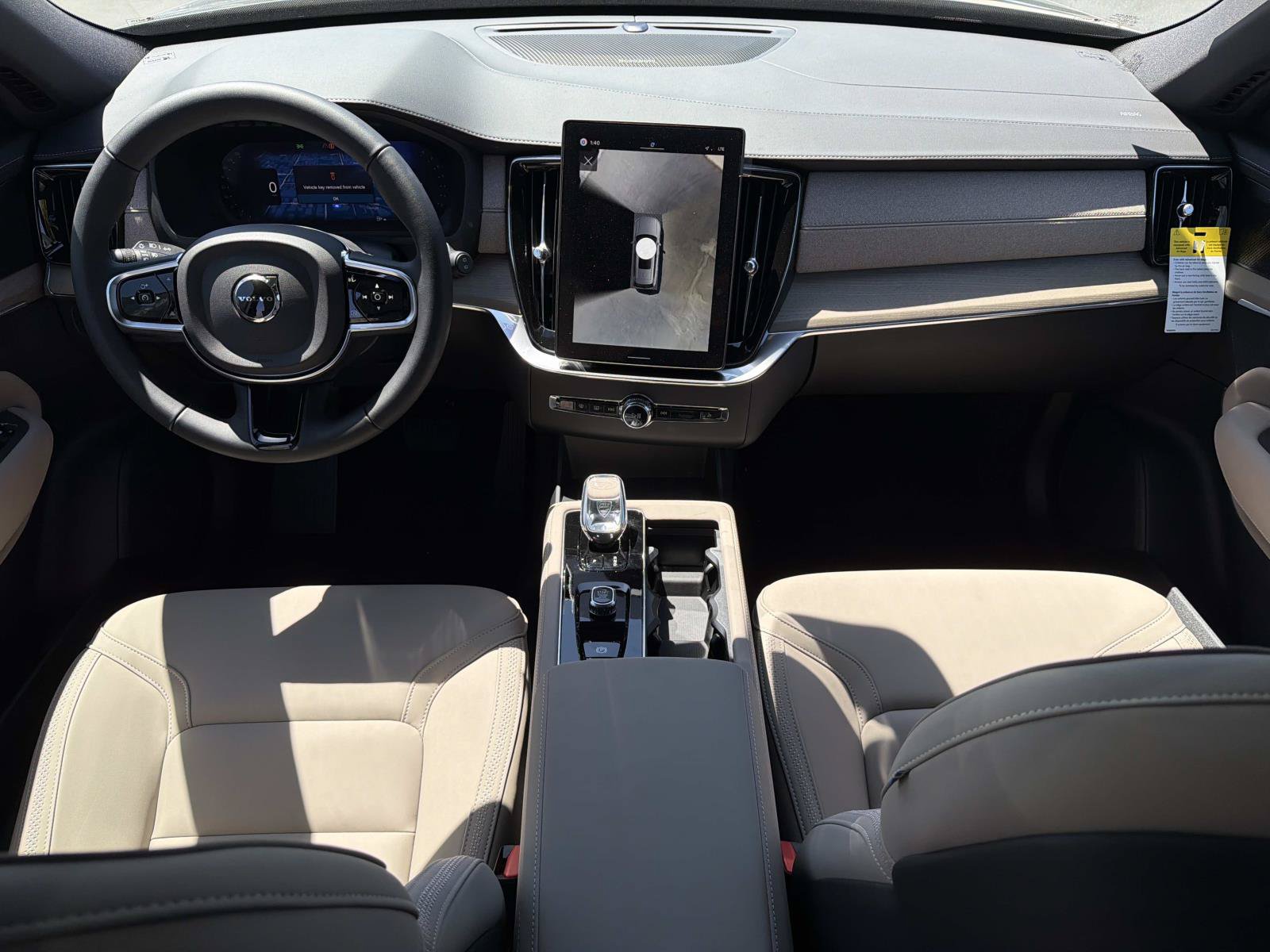 New 2027 Volvo XC90 B5 Plus AWD/4WD image 7