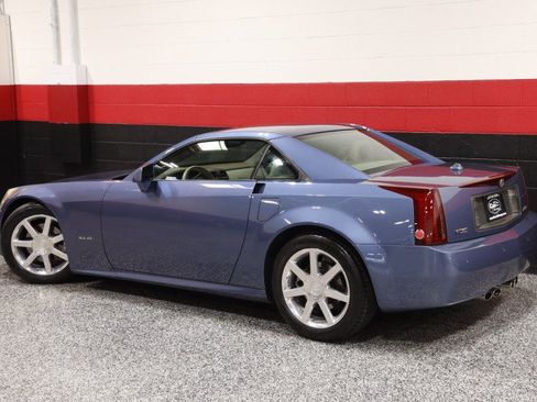 Used 2005 Cadillac XLR RWD image 25