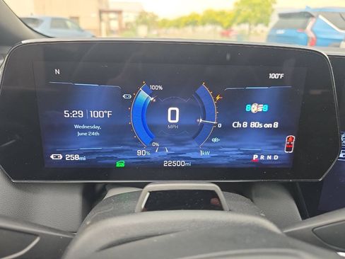 Used 2024 Chevrolet Equinox EV LT w/ Active Safety Package 3 AWD/4WD image 28