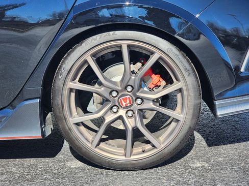 Used 2019 Honda Civic Type R image 9
