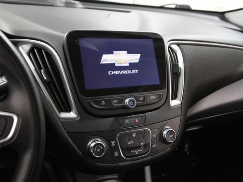 Certified 2022 Chevrolet Malibu LS image 9