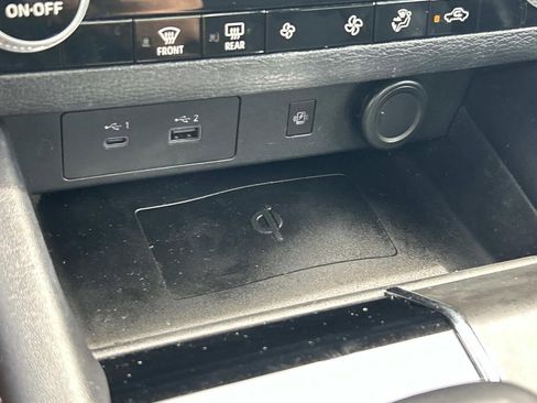 Used 2022 Mitsubishi Outlander SE FWD image 28