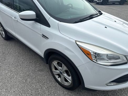 Used 2016 Ford Escape SE FWD image 11