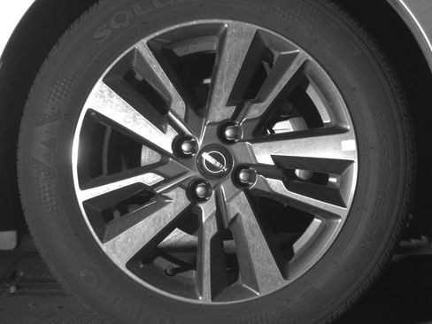 Used 2025 Nissan Versa SV image 13