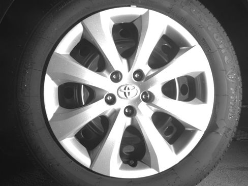 Used 2025 Toyota Corolla LE FWD image 14