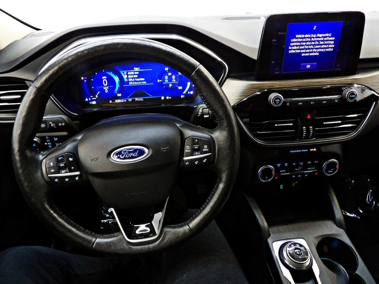 Used 2020 Ford Escape Titanium AWD/4WD image 19