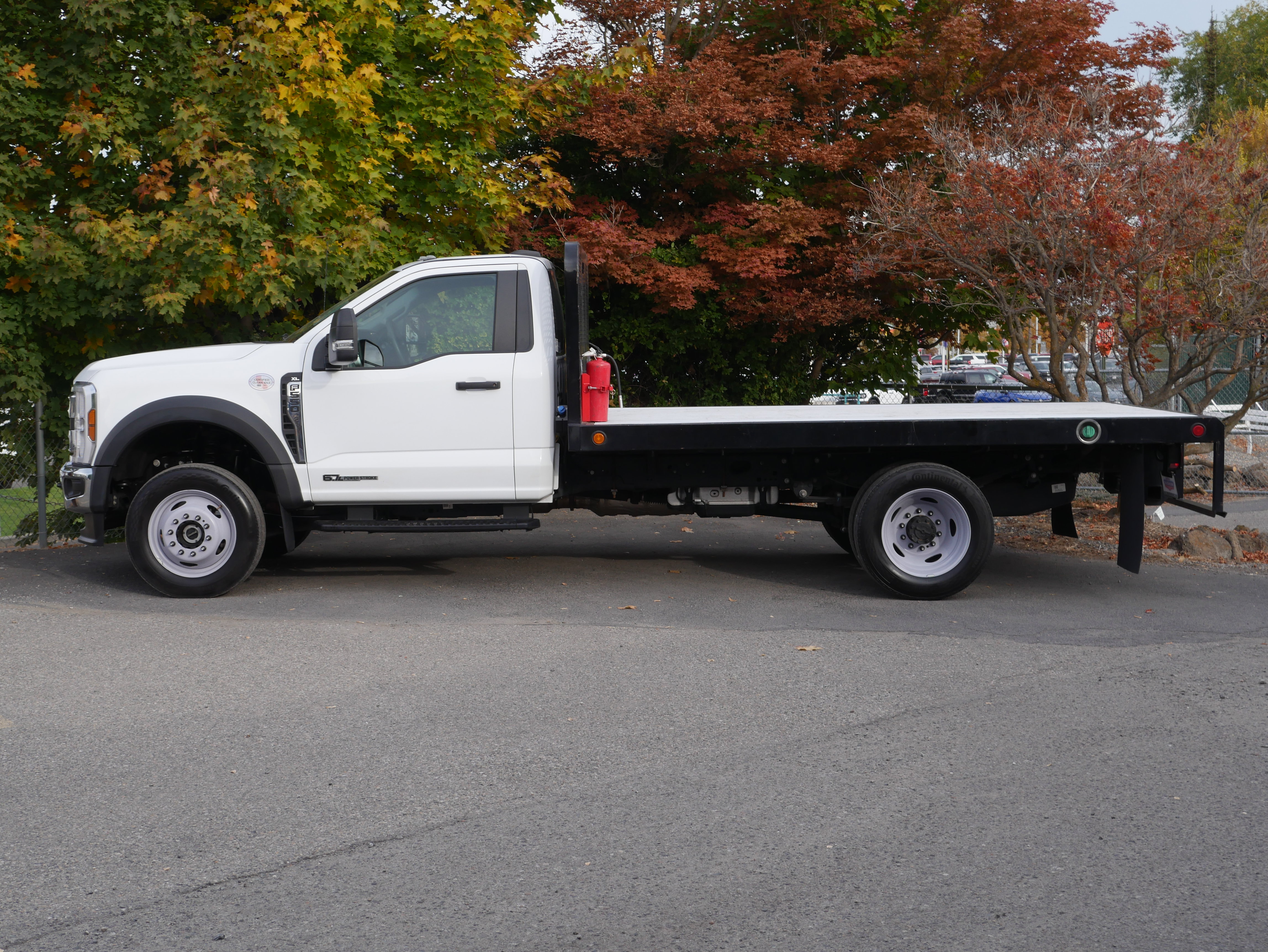 Certified 2024 Ford F550 4x4 Regular Cab Super Duty image 14