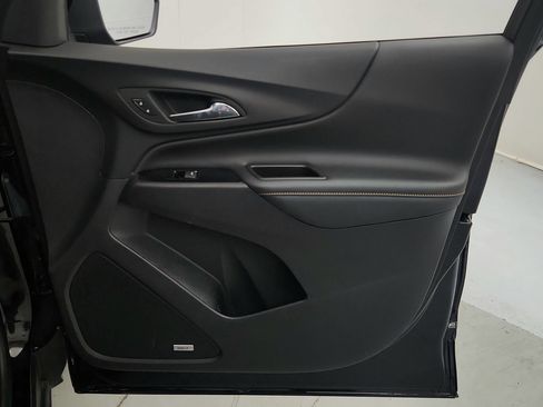 Used 2024 Chevrolet Equinox Premier AWD/4WD image 31