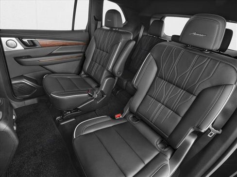 New 2026 Buick Enclave Avenir image 9