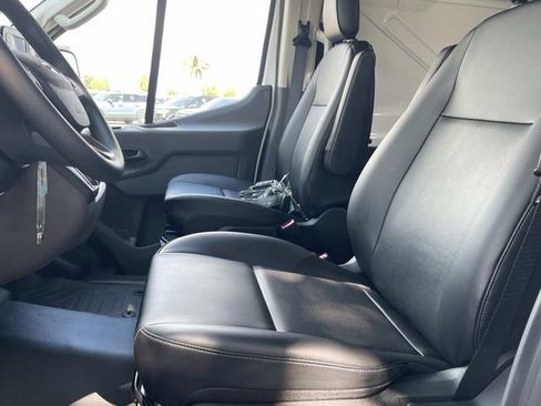 New 2025 Ford Transit 250 Low Roof image 16