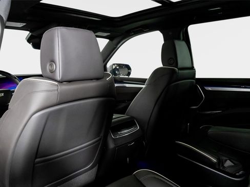 Used 2026 Cadillac Escalade Sport image 36