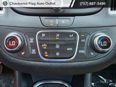 Used 2024 Chevrolet Malibu LT FWD image 18