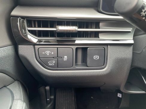New 2026 Kia Sportage EX w/ EX Panorama Roof Package FWD image 25