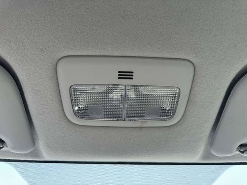Used 2012 Toyota Corolla LE FWD image 26