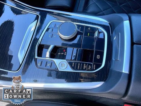 Used 2023 BMW X7 xDrive40i w/ M Sport Package AWD/4WD image 16