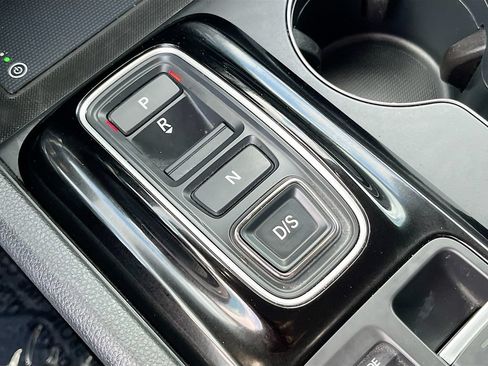 Used 2023 Honda Pilot EX-L image 16