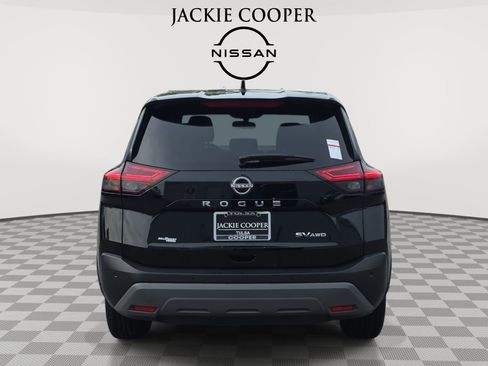 Used 2023 Nissan Rogue SV AWD/4WD image 6