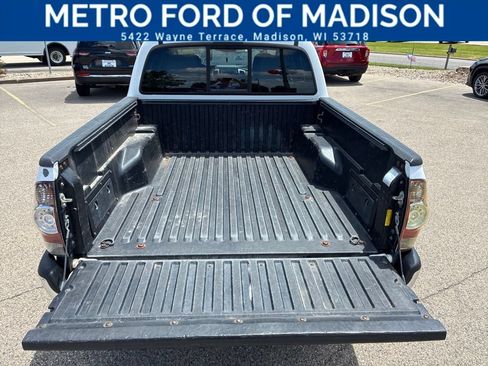 Used 2013 Toyota Tacoma 4x4 Double Cab w/ SR5 Pkg image 12