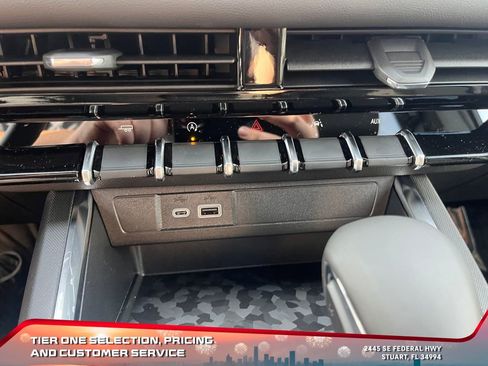 New 2026 GMC Canyon Elevation w/ Technology Package image 23